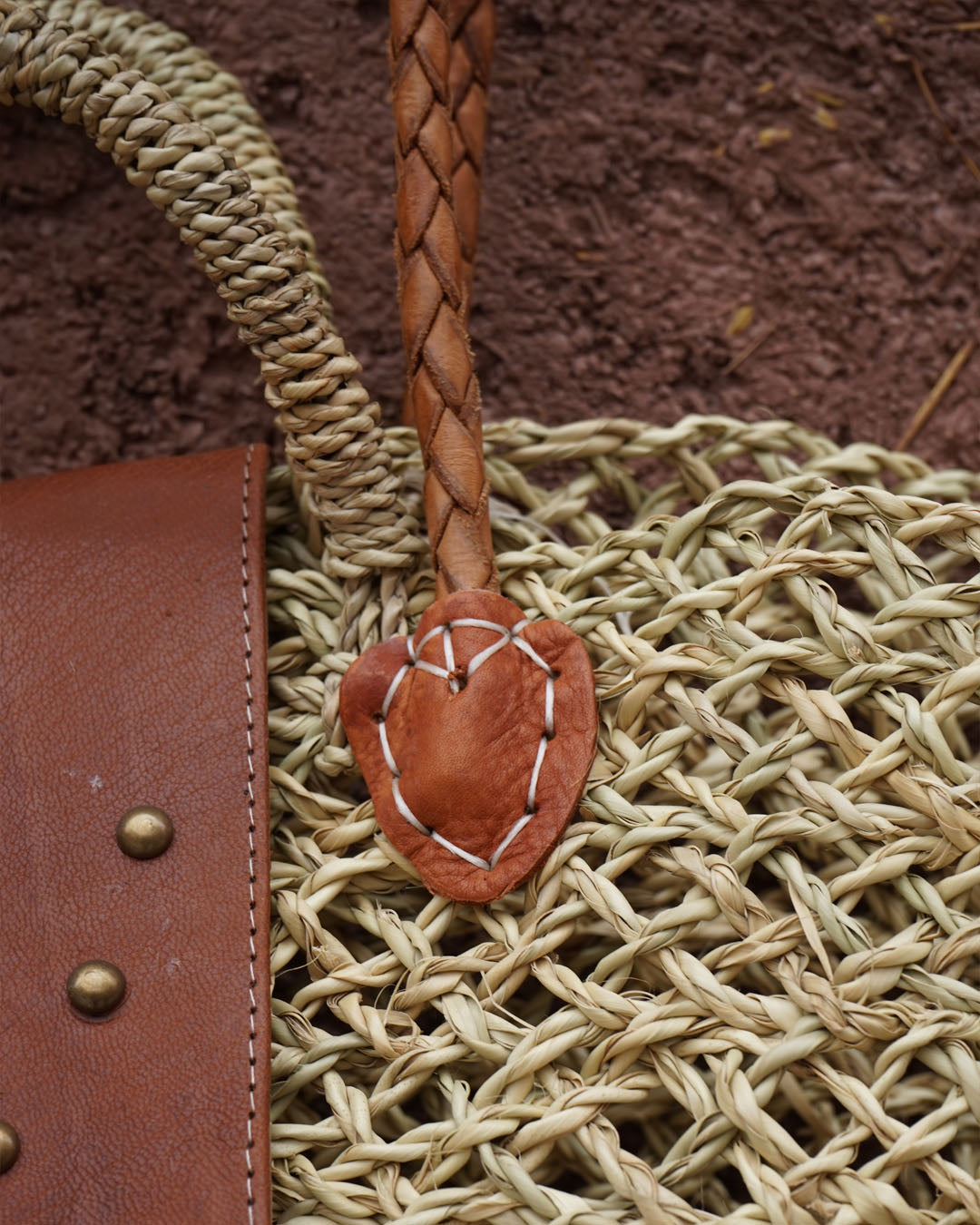 Sac panier en osier tressé et cuir, vue 3