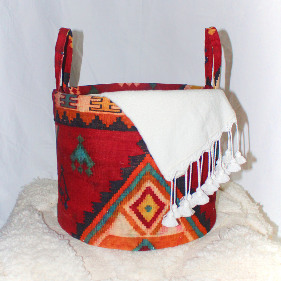 Panier de rangement en tissu brodé, rouge et orange