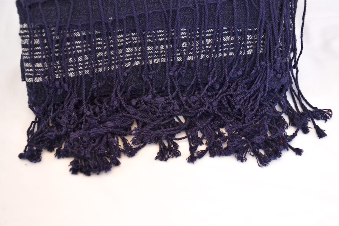 Serviette de bain en coton fait main, bleu marine, vue 3