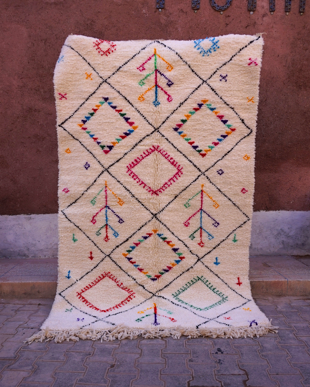 Tapis Azilal berbère motifs géométriques couleurs douces,tapis fait main laine 250cm / 150cm