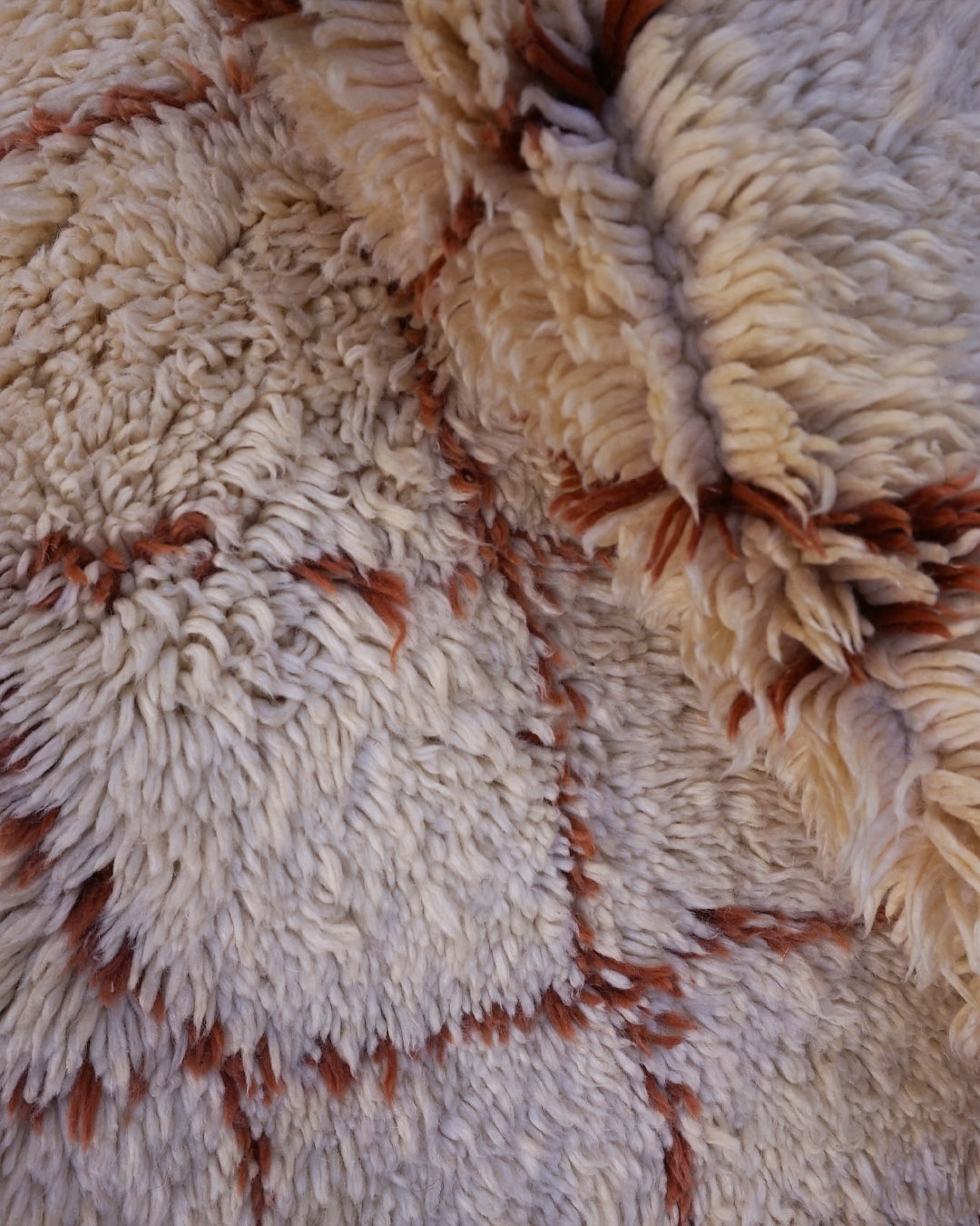 Second image of Tapis Beni Ouarain Marocain Fait Main 240 x 100 cm