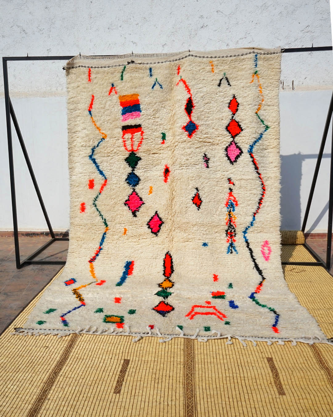 Tapis Azilal berbère motifs géométriques couleurs douces,tapis fait main laine