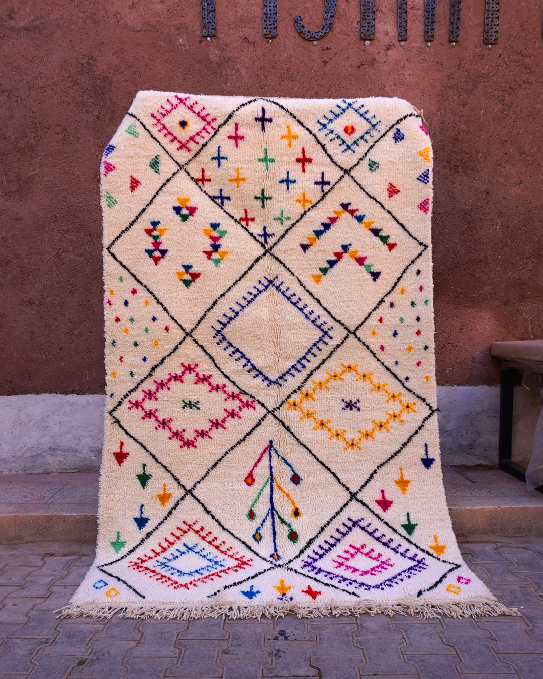 Tapis Azilal berbère motifs géométriques couleurs douces,tapis fait main laine 240cm / 150cm