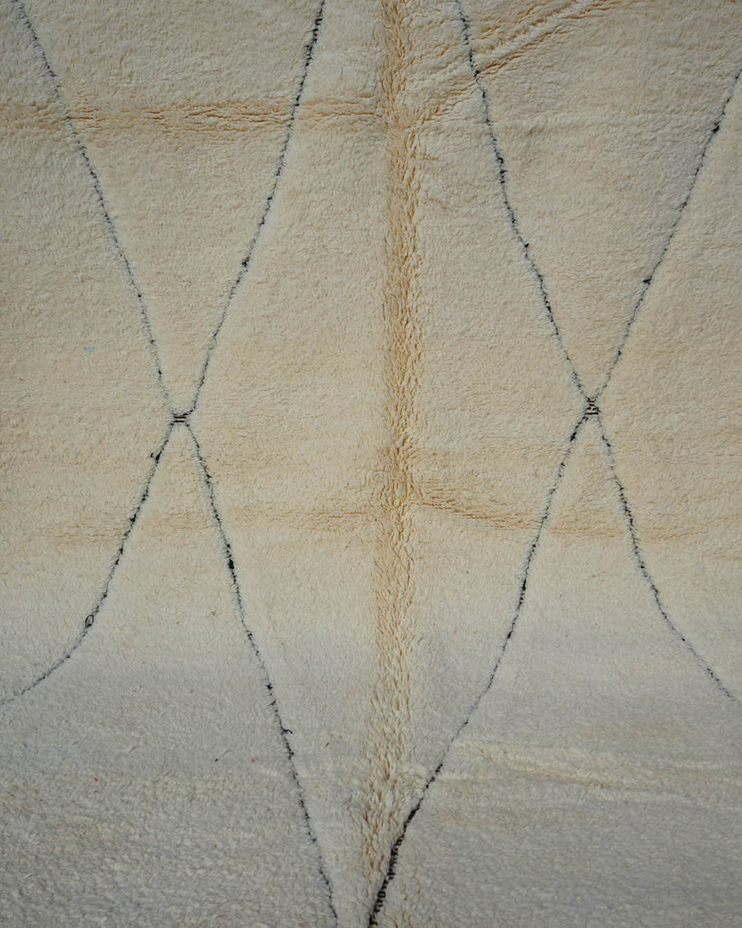 Second image of Tapis Beni Ouarain Marocain Fait Main 300 x 200 cm