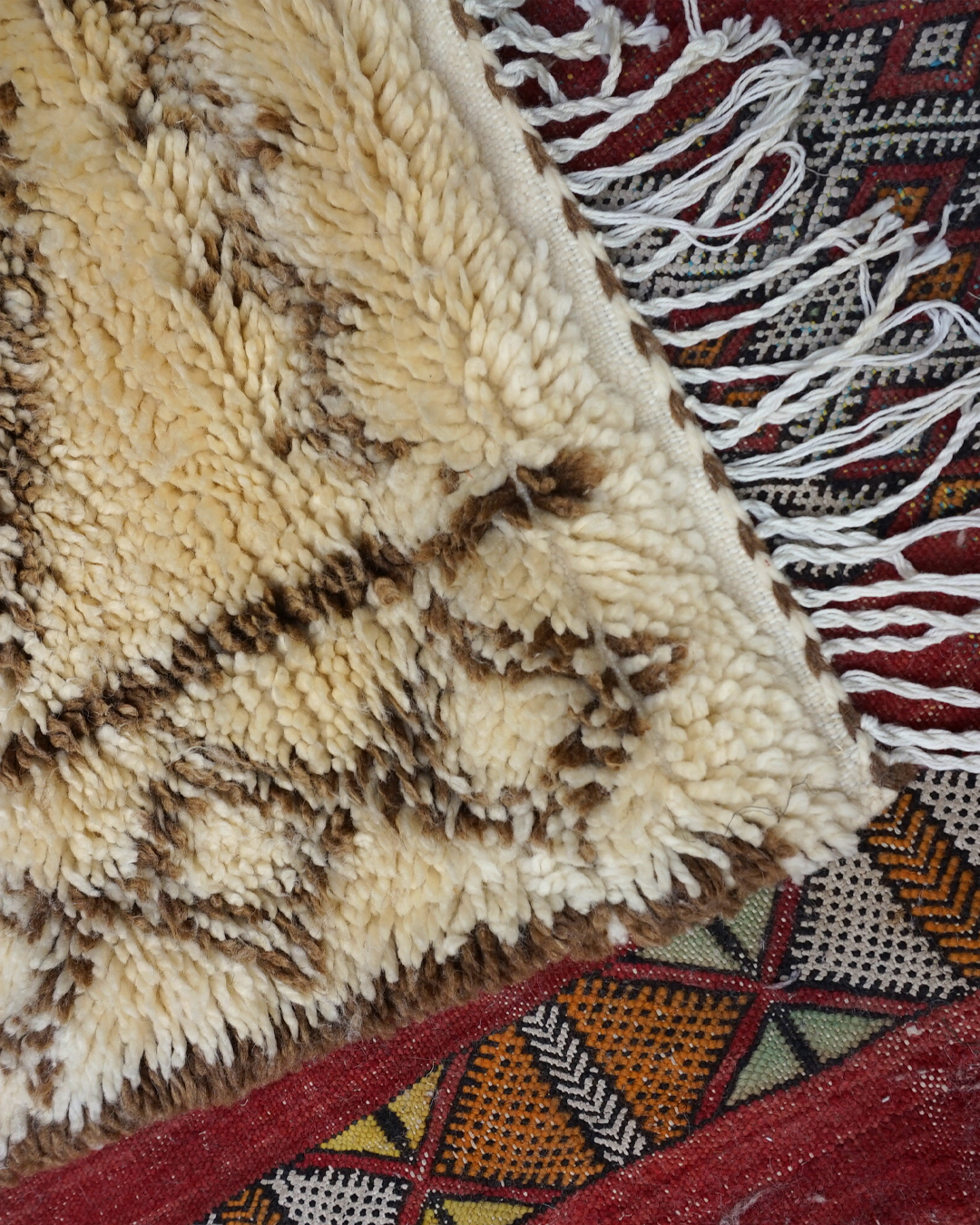 Second image of Tapis Berbère Marocain Fait Main 275 x 150 cm