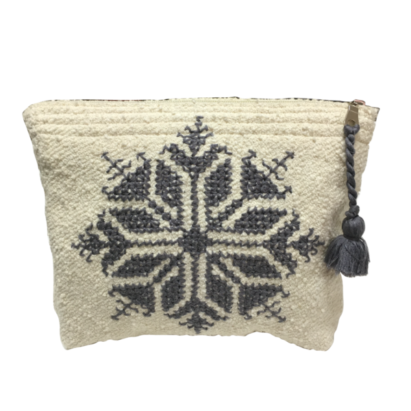 Pochette Brodée
