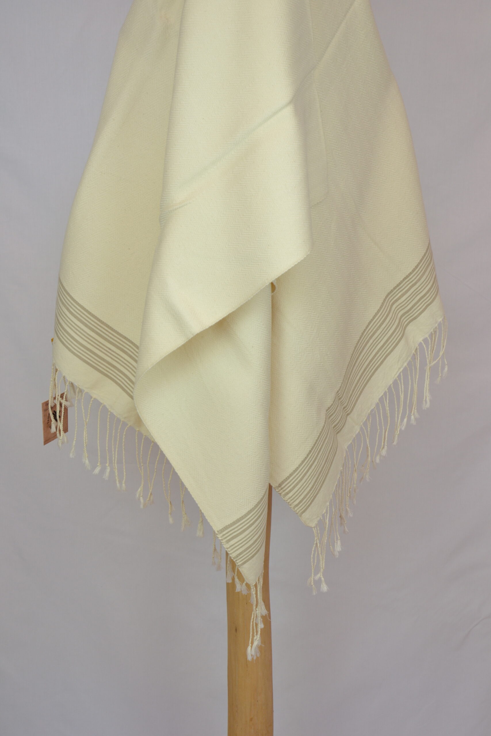 Second image of Serviette de bain en coton fait main