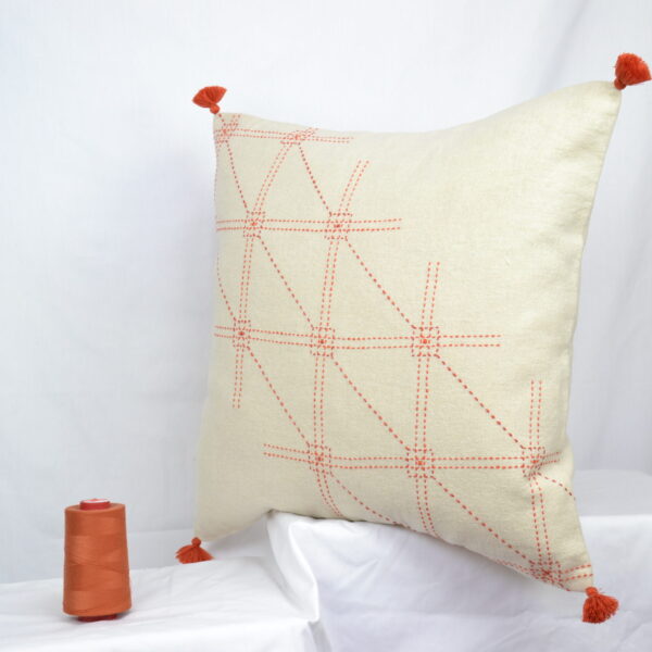 Housse de coussin brodé en lin fait à la main