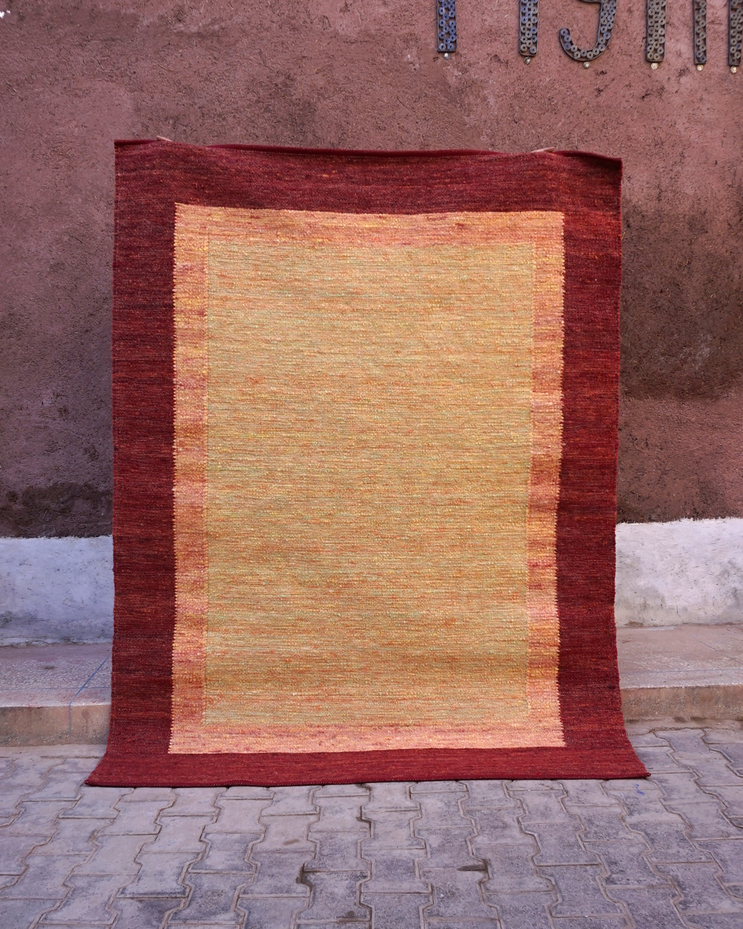 Tapis boules Marocain Fait Main 220 x 170 cm