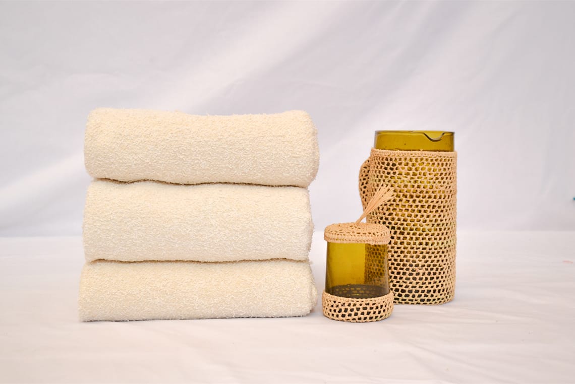 Second image of Serviette de bain en coton fait main