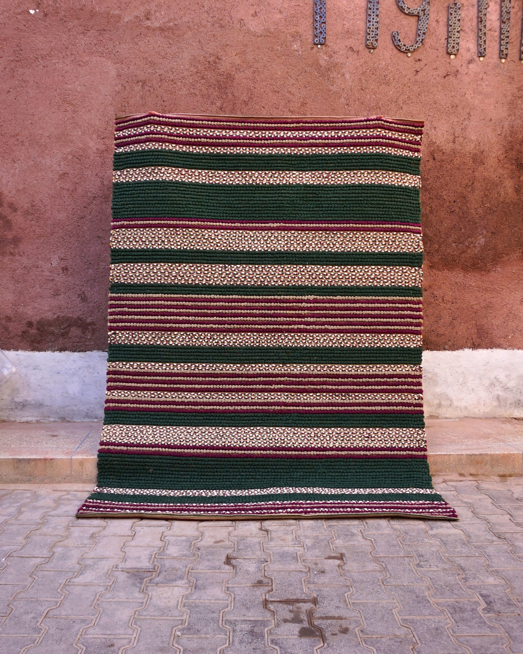 Tapis boules Marocain Fait Main 240 x 170 cm