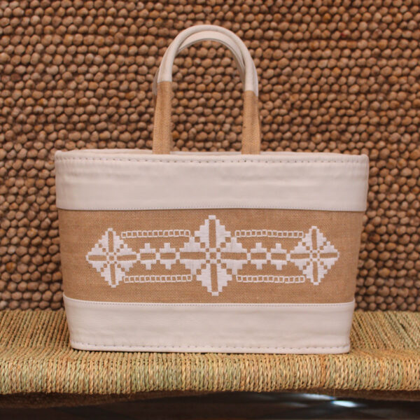 Sac en osier panier de marché brodé