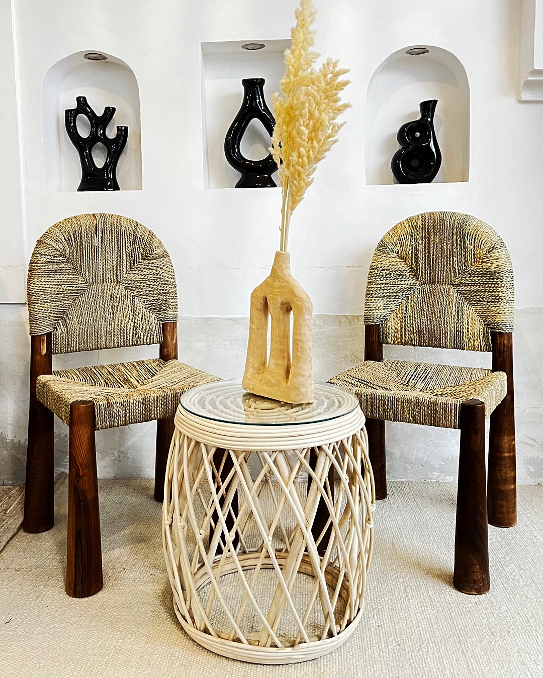 Chaise de table en doum et noyer